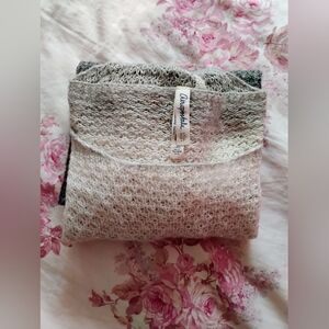 VINTAGE Y2K Aeropostale Ombre Gray & White Delicate Crochet Knit Sweater SIZE XS